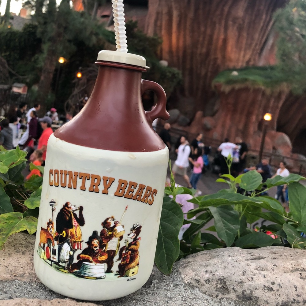 Limited Edition! Disneyland Country Bear jug!